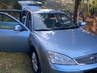 Gebraucht Ford Mondeo 145 PS (106 kW) 2005 Blau Kombi