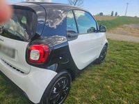 Gebraucht Smart ForTwo Coupé 60 kW (82 PS) 2020 Weiß Coupé