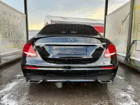 Gebraucht Mercedes E220 194 PS (142 kW) 2020 Schwarz Limousine