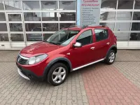 Gebraucht Dacia Sandero Stepway 84 PS (61 kW) 2012 Rot Limousine