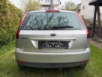 Gebraucht Ford Fiesta 69 PS (50 kW) 2005 Silber Kleinwagen
