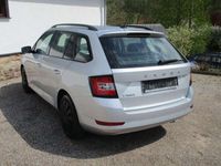 gebraucht Skoda Fabia Combi Ambition+LED+DAB+2xPDC+SHZ+AppleCar.