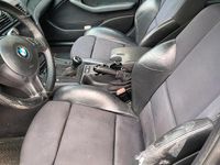 Gebraucht BMW 318 143 PS (105 kW) 2002 Grau Kombi