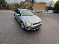 Second-hand VW Golf VII 105 CP (77 kW) 2014 Argintiu Break