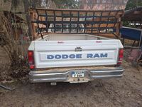 Gebraucht Dodge Ram SE 250 PS (183 kW) 1986 Weiß Pickup