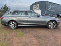 Gebraucht Mercedes C220 194 PS (142 kW) 2019 Grau Kombi