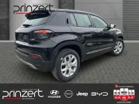 Neu Jeep Avenger Altitude 110 PS (80 kW) 2026 Volcano black SUV
