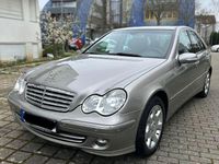 Gebraucht Mercedes C220 Elegance 150 PS (110 kW) 2006 Grau Limousine