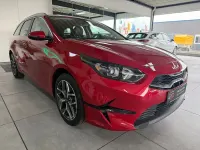 Gebraucht Kia Ceed 140 PS (102 kW) 2024 Rot Kleinwagen
