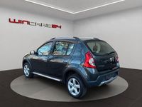 Gebraucht Dacia Sandero Stepway 68 PS (50 kW) 2010 Grau Limousine