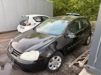 Second-hand VW Golf IV 75 CP (55 kW) 2004 Negru Berlinǎ