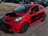 Gebraucht Toyota Aygo Cool 68 PS (50 kW) 2014 Rot Kleinwagen
