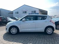 Gebraucht Suzuki Swift Club 94 PS (69 kW) 2013 Weiß Kleinwagen