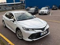 Gebraucht Toyota Camry Luxury 218 PS (160 kW) 2020 Weiß Limousine