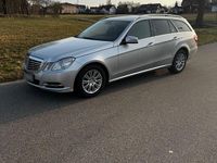 Gebraucht Mercedes E220 Elegance 170 PS (125 kW) 2012 Silber Kombi