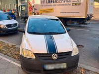 Gebraucht VW Fox 54 PS (39 kW) 2008 Weiß Kleinwagen