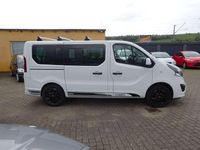 Gebraucht Opel Vivaro Sport 145 PS (106 kW) 2017 Weiß Van / Kleinbus