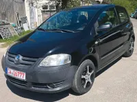 Gebraucht VW Fox 54 PS (39 kW) 2009 Schwarz Kleinwagen