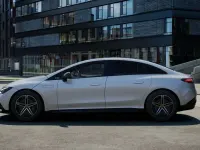 Gebraucht Mercedes EQE350 AMG 214 kW (292 PS) 2025 Metalliclack hightechsilber Limousine