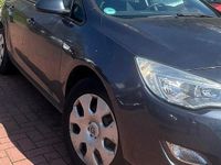 Gebraucht Opel Astra Cosmo 101 PS (74 kW) 2010 Grau Limousine