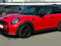 Gebraucht Mini Cooper S 178 PS (130 kW) 2022 Chili red Kleinwagen