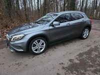 Gebraucht Mercedes GLA180 122 PS (89 kW) 2015 Grau SUV