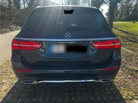 Gebraucht Mercedes E400 AMG line 340 PS (250 kW) 2018 Blau Kombi