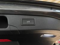 Gebraucht VW Passat R-line 150 PS (110 kW) 2024 Grau Kombi