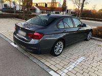 gebraucht BMW 320 i Sport Line
