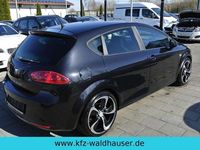 Second-hand Seat Leon Reference 125 CP (91 kW) 2010 Negru Hatchback