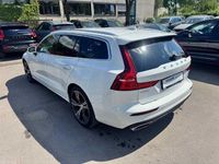 Gebraucht Volvo V60 Inscription 341 PS (250 kW) 2021 Weiss Kombi