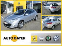 Gebraucht Renault Mégane Dynamique 131 PS (96 kW) 2010 Silber metallic Limousine