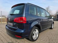 Gebraucht VW Touran 140 PS (102 kW) 2011 Blau Van / Kleinbus