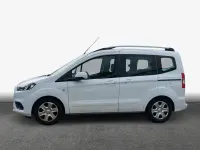 Gebraucht Ford Tourneo Courier Trend 75 PS (55 kW) 2020 Frostweiß Van / Kleinbus