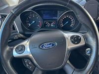 Gebraucht Ford Kuga Titanium 150 PS (110 kW) 2015 Grau SUV