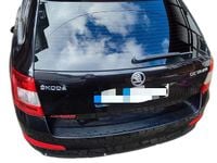 Gebraucht Skoda Octavia Ambition 140 PS (102 kW) 2014 Schwarz Kleinwagen