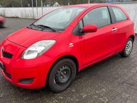Gebraucht Toyota Yaris Cool 69 PS (50 kW) 2011 Rot Kleinwagen
