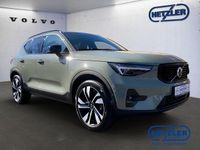 Gebraucht Volvo XC40 Plus 197 PS (144 kW) 2024 Sage green / metallic SUV