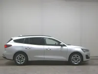 Używany Ford Focus Cool & Connect 120 KM (88 kW) 2022 Srebrny Kombi