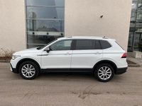 Gebraucht VW Tiguan Allspace Elegance 200 PS (147 kW) 2022 Weiß SUV