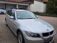 Gebraucht BMW 320 150 PS (110 kW) 2007 Grau Kombi