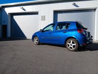 Gebraucht Renault Clio II Expression 75 PS (55 kW) 2010 Blau Kleinwagen
