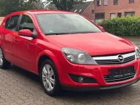 Gebraucht Opel Astra 101 PS (74 kW) 2009 Rot Kleinwagen