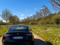 Second-hand Tesla Model 3 239 kW (325 CP) 2022 Negru Berlinǎ