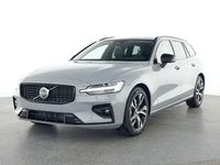 Gebraucht Volvo V60 Plus 197 PS (144 kW) 2024 Vapour grey / metallic (metallic) Kombi