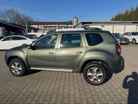 Gebraucht Dacia Duster Celebration 109 PS (80 kW) 2015 Olive grey SUV