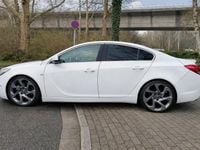 Gebraucht Opel Insignia OPC 325 PS (239 kW) 2011 Weiß Limousine