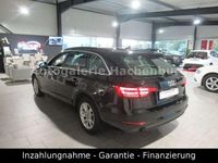 Gebraucht Audi A4 Basis 150 PS (110 kW) 2018 Schwarz Kombi