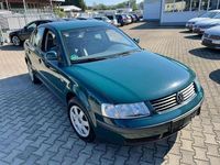 Gebraucht VW Passat 101 PS (74 kW) 1998 Grün Limousine