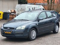 Gebraucht Ford Focus Fun X 101 PS (74 kW) 2011 Grau Limousine